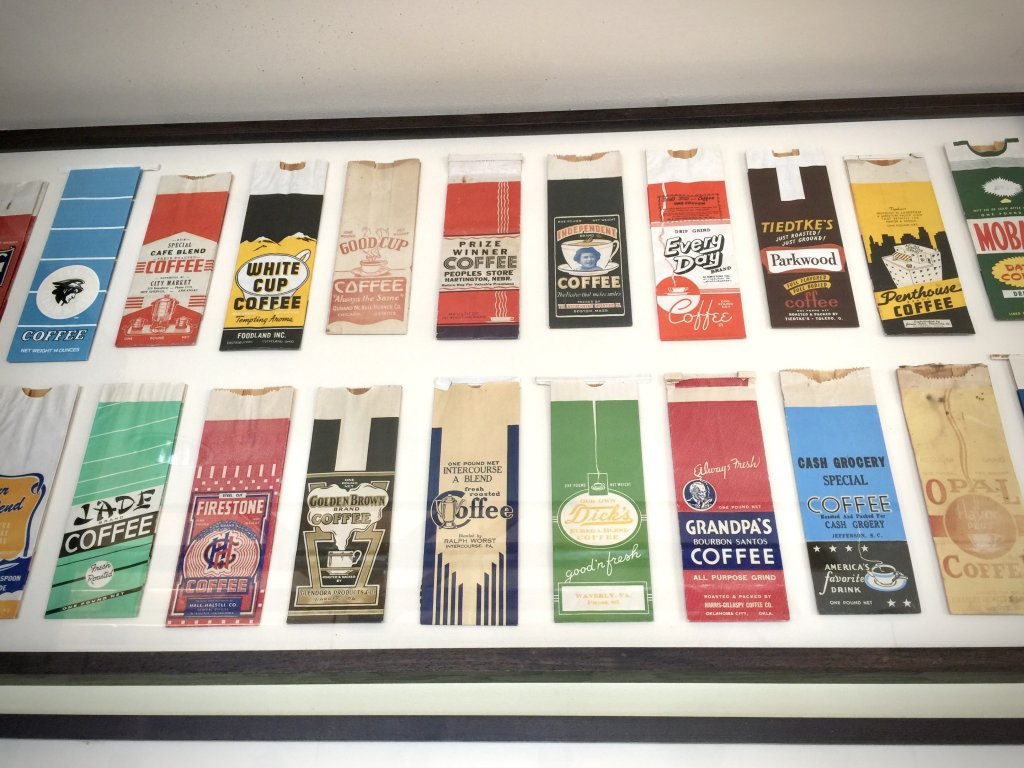 Royal Coffee Bags Display